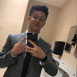 Meet your Posher, Julian andres